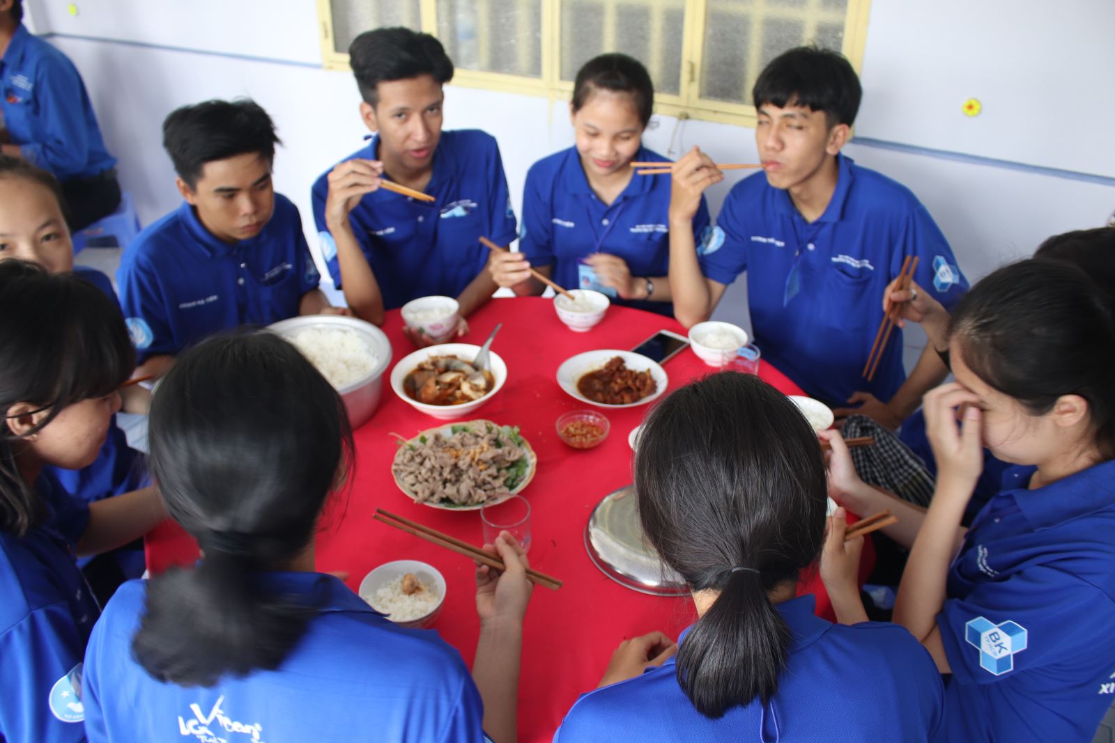 Sinh viên Phân hiệu ĐHQG-HCM tại tỉnh Bến Tre ra quân Chiến dịch tình nguyện Mùa hè xanh năm 2018