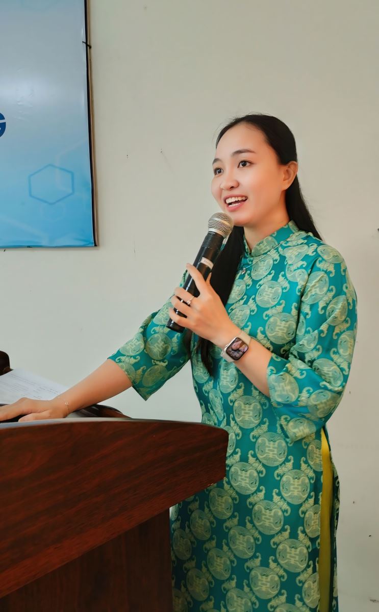 HỘI NGHỊ VIÊN CHỨC VÀ NGƯỜI LAO ĐỘNG NĂM HỌC 2024 - 2025