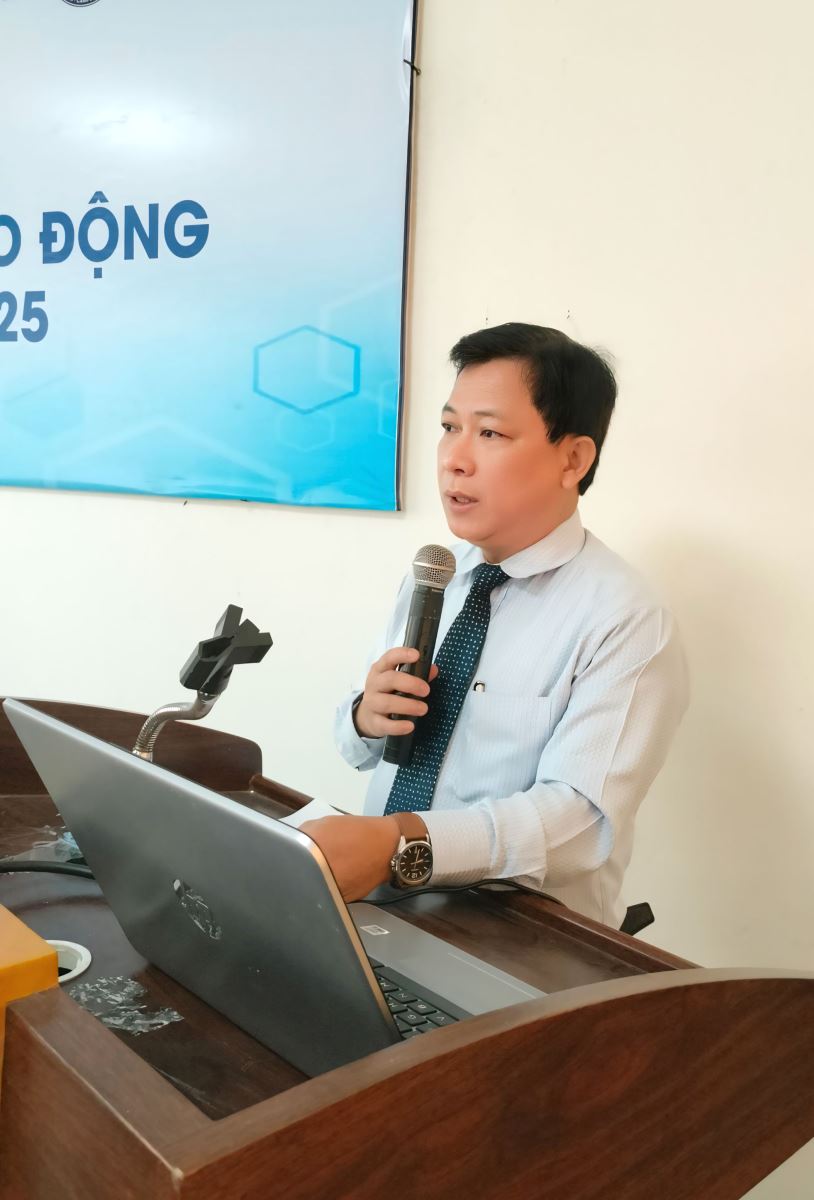HỘI NGHỊ VIÊN CHỨC VÀ NGƯỜI LAO ĐỘNG NĂM HỌC 2024 - 2025