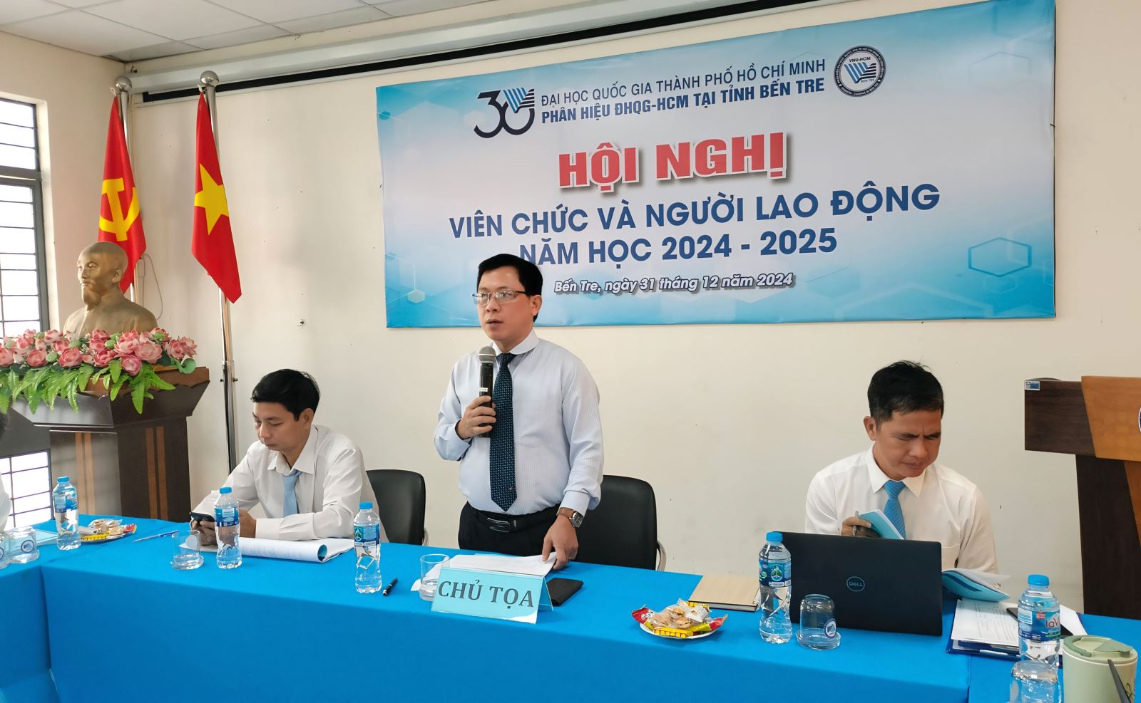 HỘI NGHỊ VIÊN CHỨC VÀ NGƯỜI LAO ĐỘNG NĂM HỌC 2024 - 2025