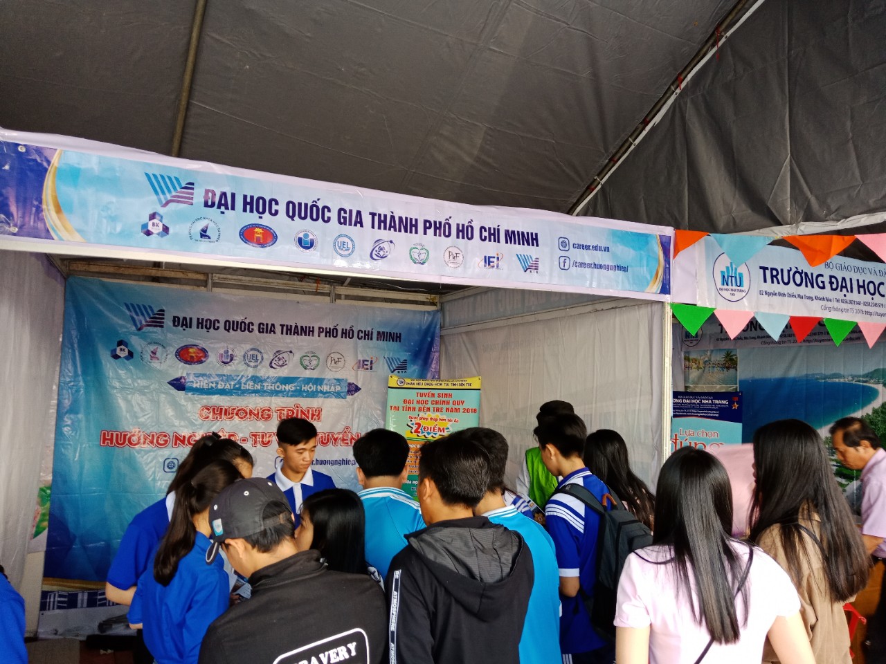 Long An, Đồng Tháp, Kiên Giang - Phân hiệu ĐHQG-HCM tại tỉnh Bến Tre đã đến và tư vấn tuyển sinh ĐH, CĐ năm 2018