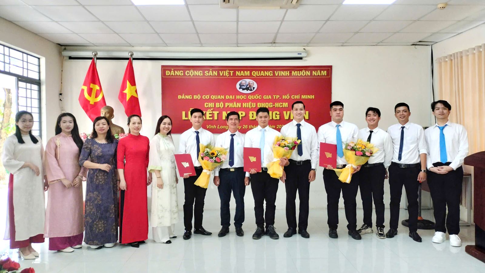 LỄ KẾT NẠP ĐẢNG VIÊN (26/3/2026)